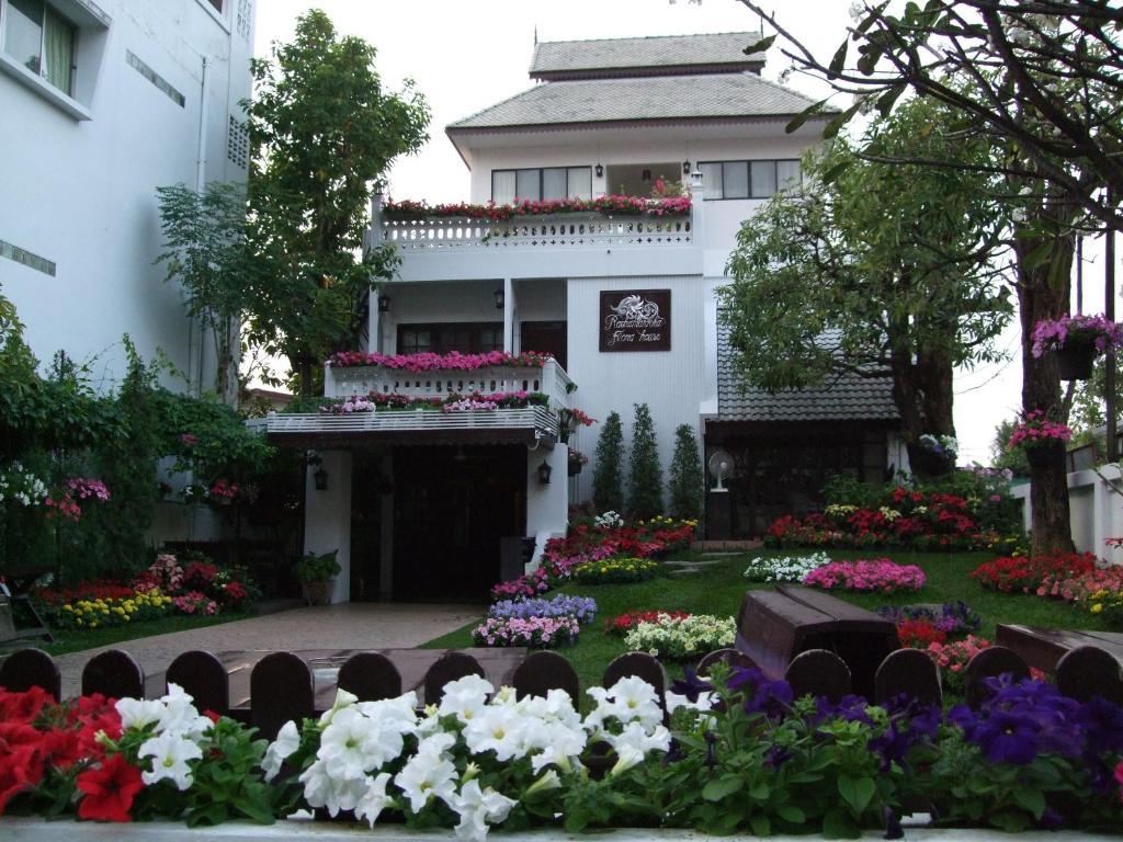 Rachamankha Flora House Hotel Chiang Mai Exterior foto